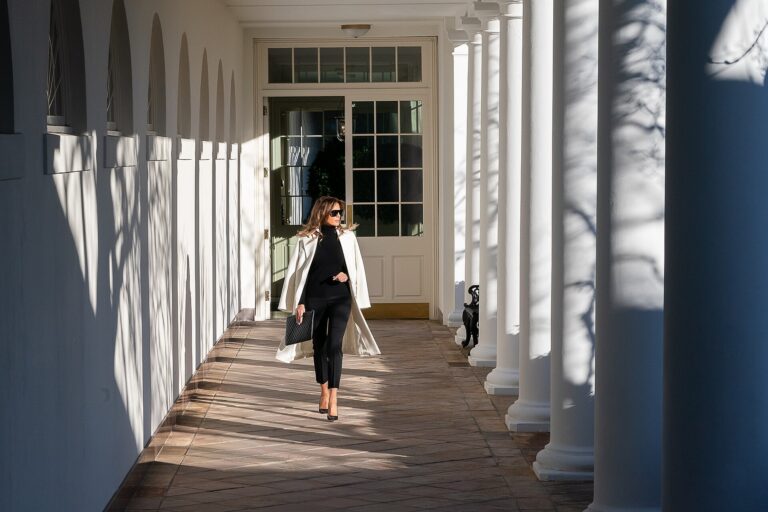 Crowd BURSTS INTO LAUGHTER During Melania Trump Speech