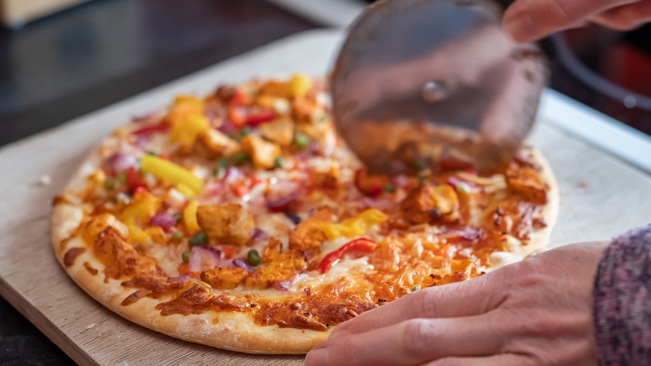 Featured image related to Decades-old frozen pizza brand ends production, leaving fans nostalgic